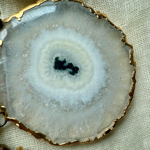 Chan Luu 24k Geode Pendant Brown Leather Necklace - Picture 4 of 9